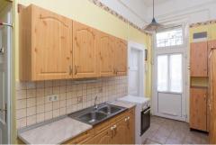 EGYETEMEKNÉL, 3 SZOBÁS, FELÚJÍTOTT, VILÁGOS LAKÁS